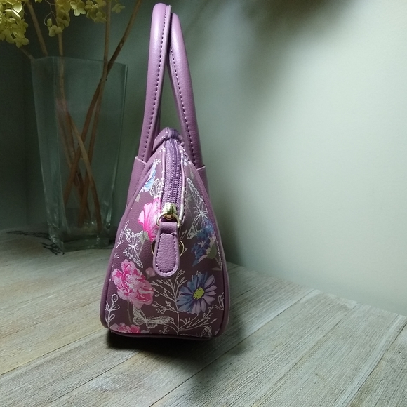 Betsey Johnson purse - Picture 8 of 9